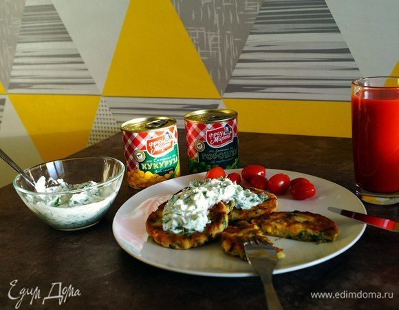 Завтрак готов. Налейте себе стакан овощного сока и наслаждайтесь завтраком. Приятного аппетита!