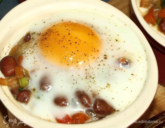 Достаем готовое блюдо и сразу подаем.