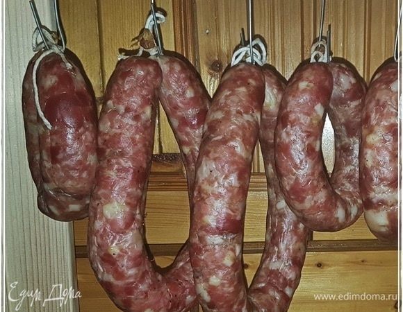 Хорошо, видать, ночь провела.