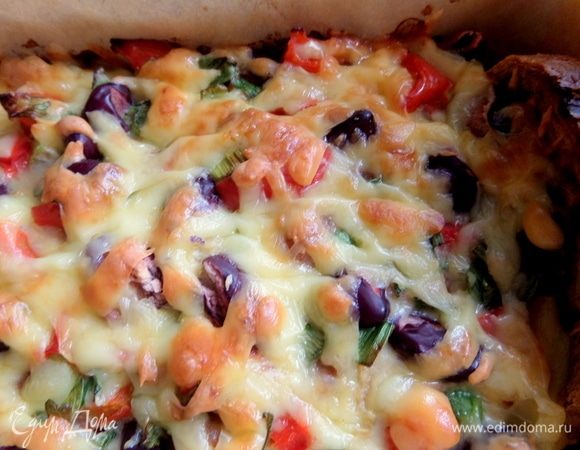 Запекаем далее до золотистой корочки сыра.