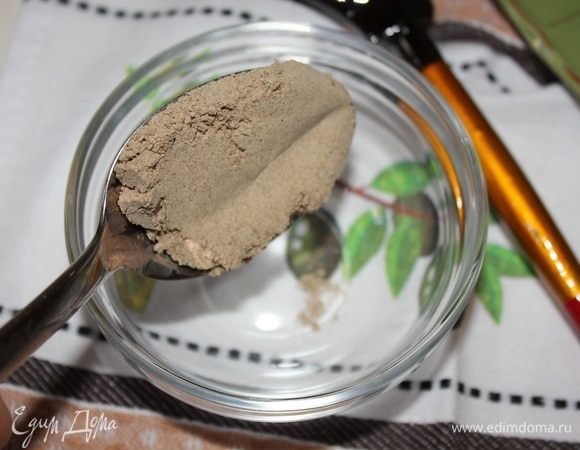 Приготовить 1,5 ст. л. льняной муки.