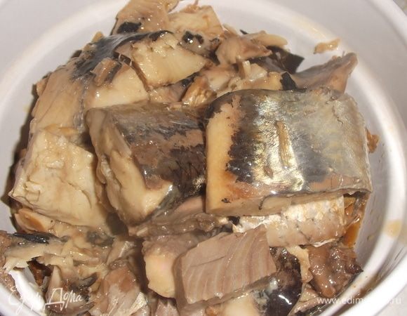 Консервы слить. Добавить в суп.