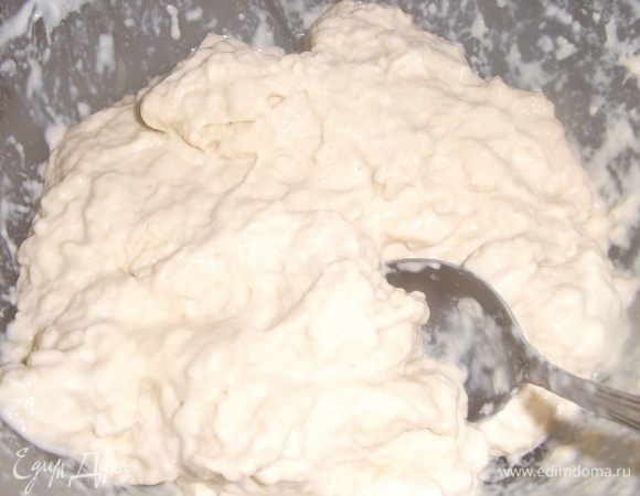 Вымешать тесто.