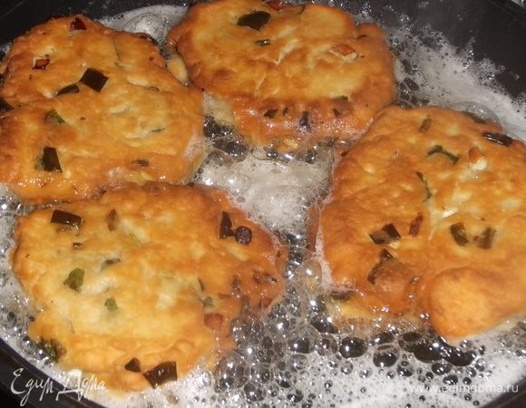 Жарить с двух сторон.