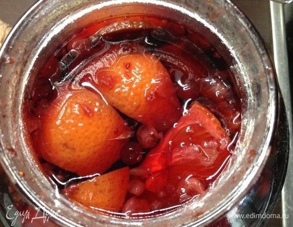 Через месяц открываем, присматриваемся.