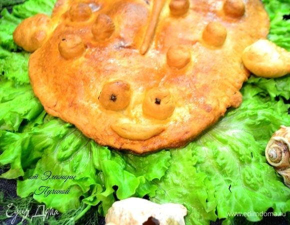 Ох и хитрая улыбка у нашего рыбника. Он явно что-то от нас прячет:)