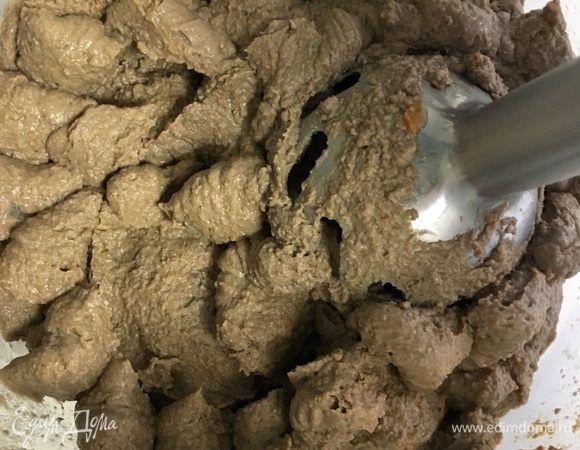 Вот такую нежную, однородную, практически кремовую текстуру паштета необходимо получить. Мне нравится, когда паштет именно такой однородный и воздушный.