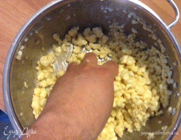 Но, как уже упоминал, по мне так лучше все вживую, руками:) Тут и слова заветные добрые шептать момент настает.