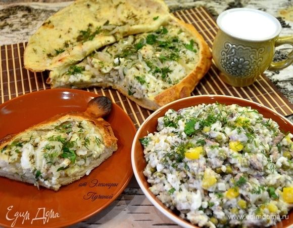 В этот раз пирог захотелось есть с кружкой молока:)