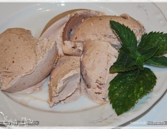 Ну, и собственно вот! Нежный, слегка кисловатый, освежающий вишневый вкус. И, конечно, аромат… Ангела вам за трапезой!