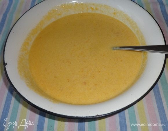 Тщательно перемешать тесто до однородного состояния.