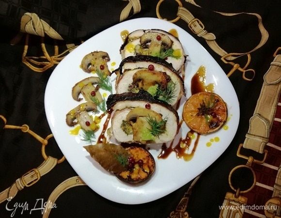 Я подавала рулет с соусом терияки и соусом из манго.