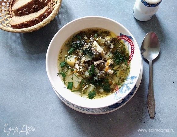 Добавить зелень по вкусу. И сразу можно подавать. Приятного аппетита!