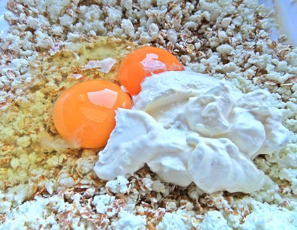 Сметану добавить 2 столовые ложки с горкой.