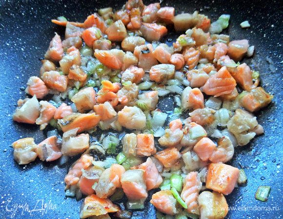 Обжарить немного.