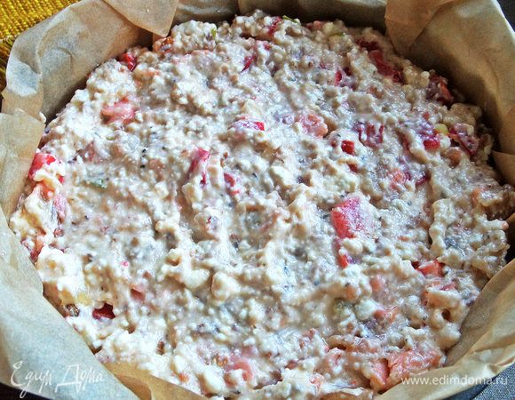 Переложить все тесто.