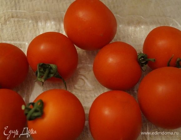 К этому блюду можно помыть и подать помидоры. Попробуйте! Очень вкусно!
