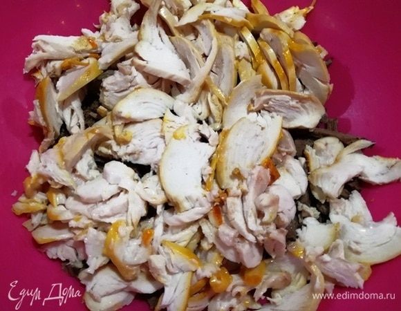 Копченое куриное филе.