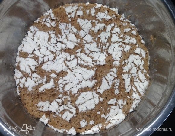 Полюбовались, как расстоялось тесто.