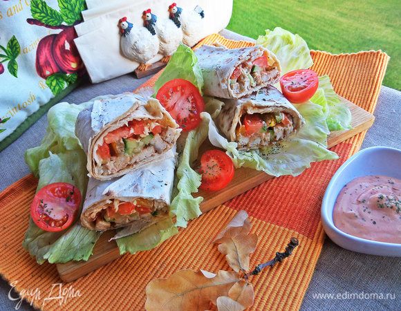 Или наоборот, обжарить на гриле перед подачей в прохладную погоду, чтобы подплавить сыр.