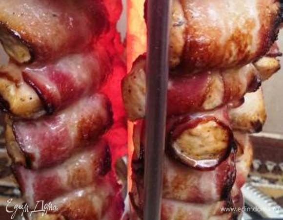 Жарим минут 5, не накрывая чехлом. Затем 15 минут при закрытом чехле.