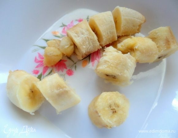 Нужны перезрелые бананы.