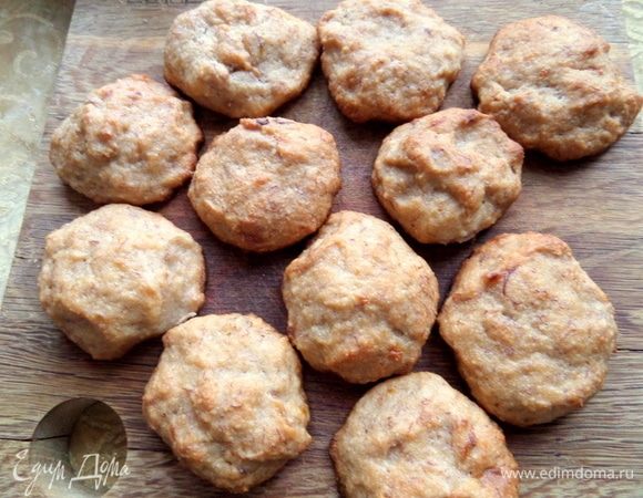 Вынимаем с формы и продолжаем другую партию печь.