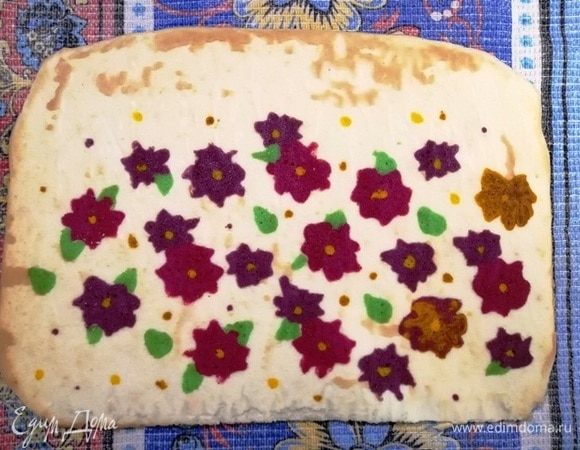 Аккуратно снимаем пергамент.