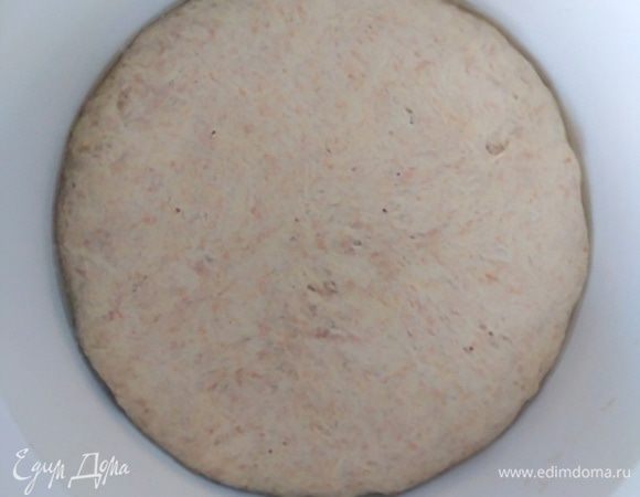 Тесто хорошо увеличилось в объеме, примерно в 2 раза.