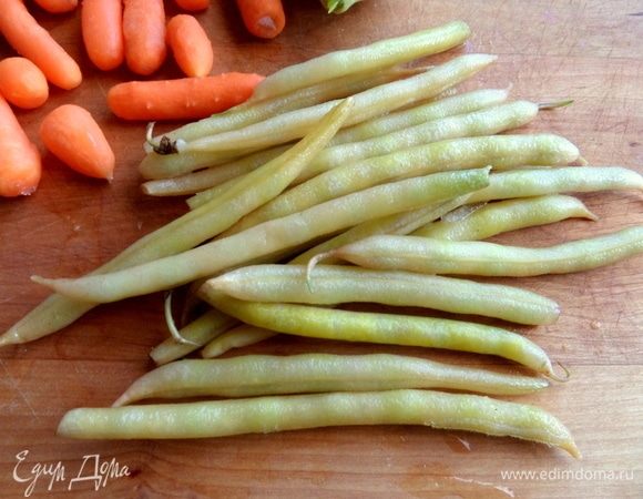 Фасоль тоже замороженная.