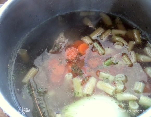 Отправить вариться в бульон.