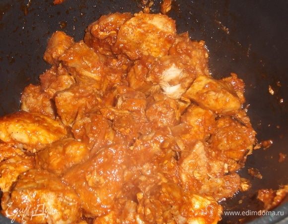 Тушить под крышкой еще 15 минут.