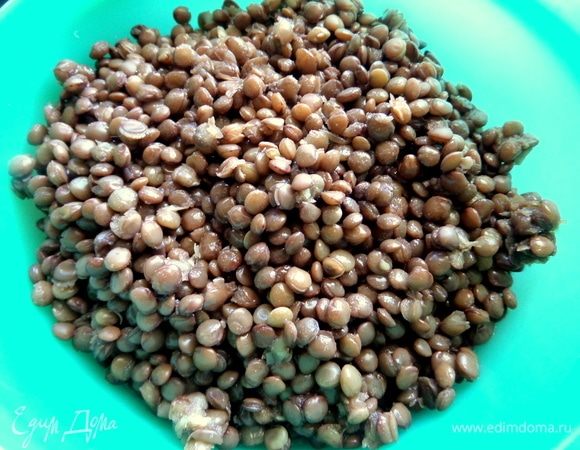 Если хотите теплый салат, готовьте за полчаса до приготовления.