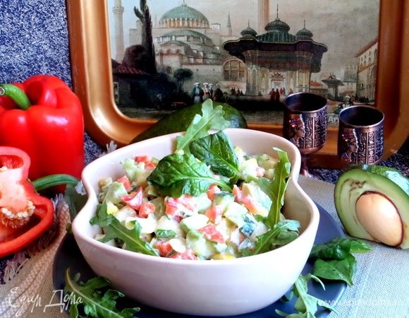 Украшаем любыми листиками.