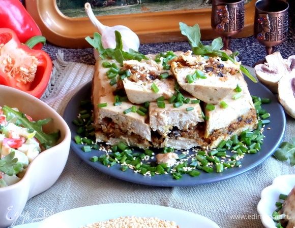 К терринам подавала легкий салат — https://www.edimdoma.ru/retsepty/117324-salat-s-avokado.