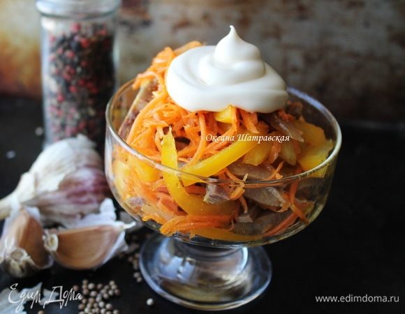 Заправить майонезом и подавать к столу.