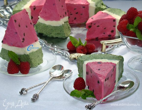 Яркое и вкусное мороженое готово! Я думаю, что никто не откажется от такого лакомства))) Я уж точно не откажусь!