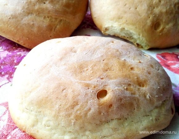 Булочки получаются невероятно хрустящие и очень вкусные.