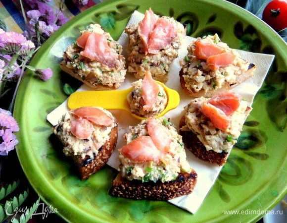 Буквально украсить рыбкой.