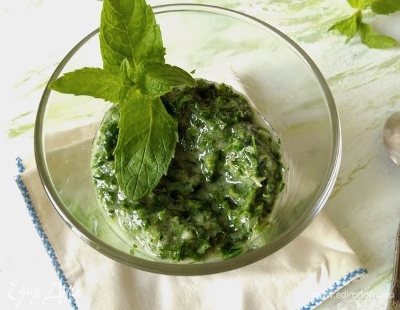 Можно использовать этот соус к курочке из моего рецепта, но тогда соль добавлять не нужно — https://www.edimdoma.ru/retsepty/105596-kuritsa-v-solenade-zapechennaya-s-travami