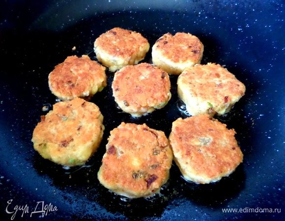 Жарим с двух сторон до румяности.