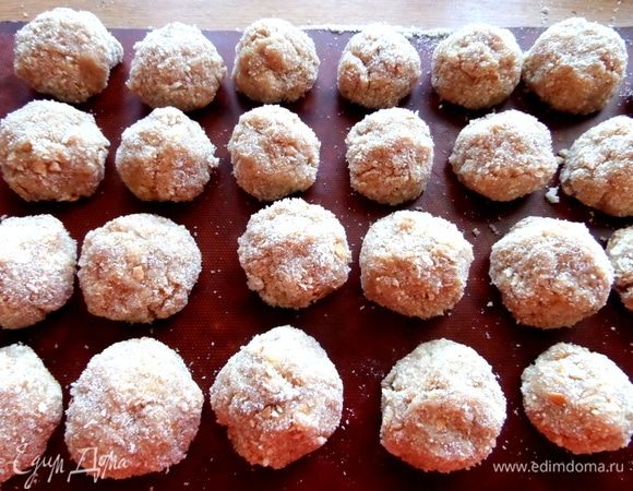 Так катаем все фрикадельки.