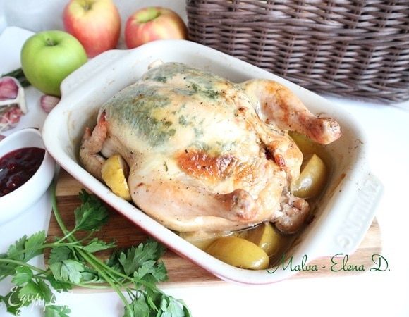 Подавать сразу, сопроводив соусом из дикой брусники. Приятного аппетита!