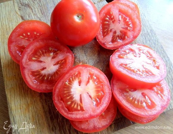 Разрезать на шайбочки.