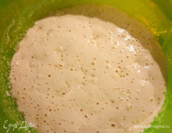 Поднялась наша опара за полчаса.