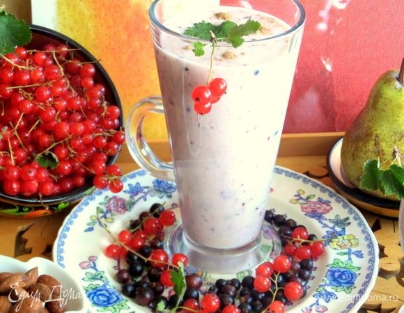 Получается один высокий бокал и один маленький.