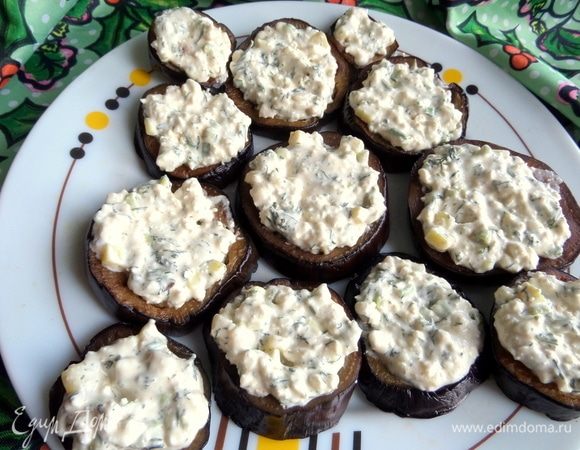 Все смешать и нанести на каждый кружочек.