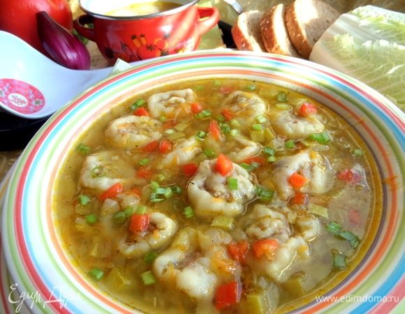 Сколько варить пельмешки, никого не надо учить.