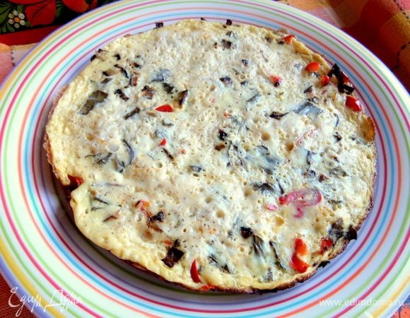 Перенести на плоскую тарелку.