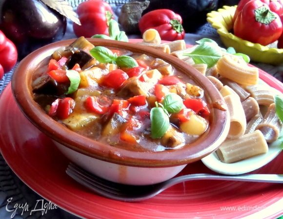 Такое рагу, постояв, станет только лучше.